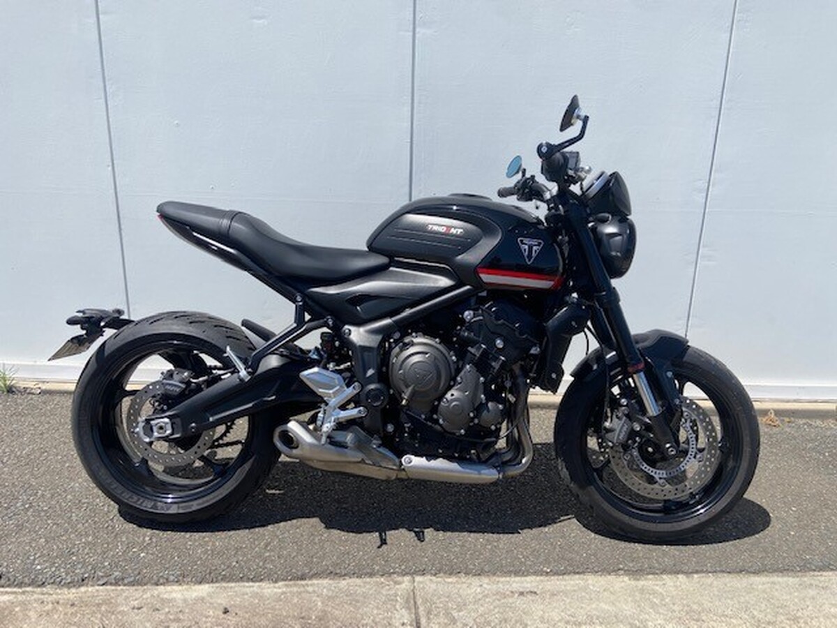 motorcycle image 0