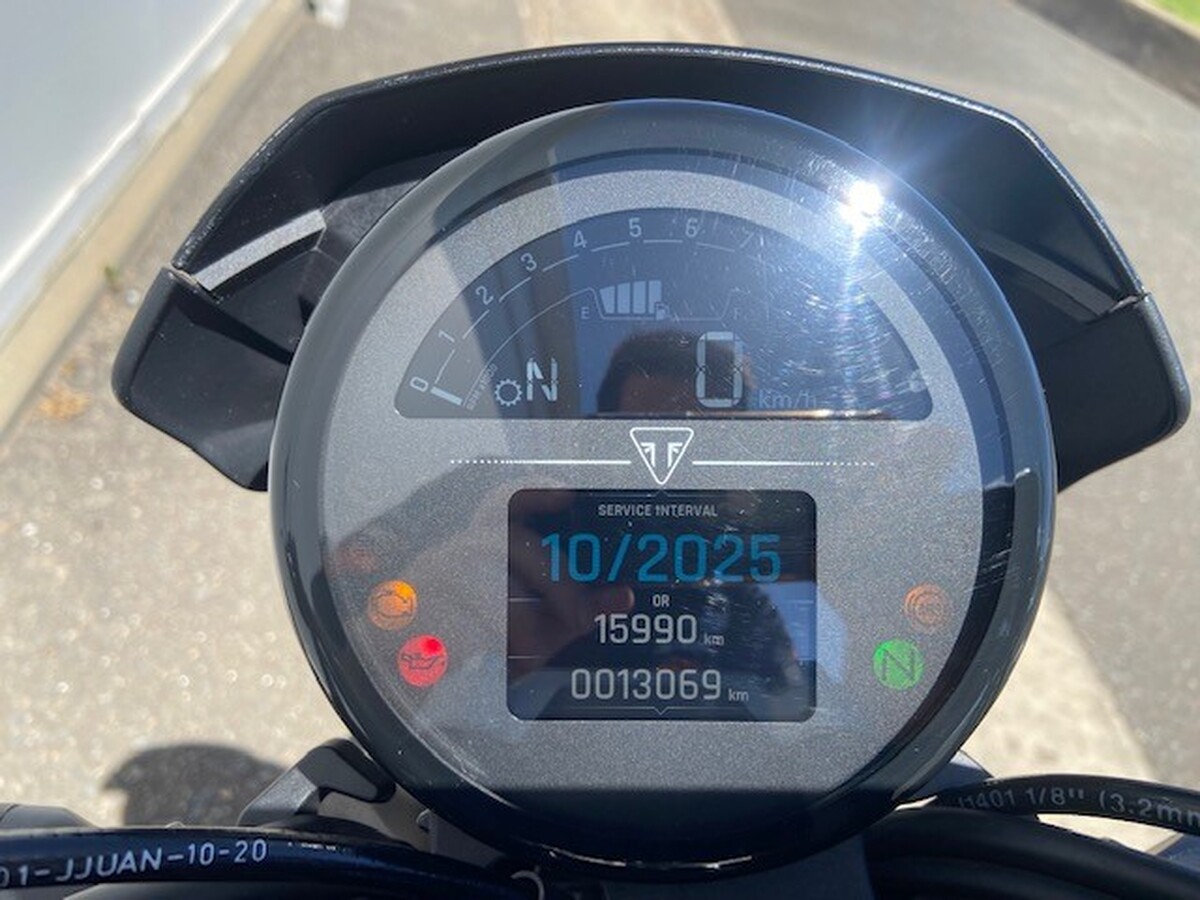 motorcycle image 10