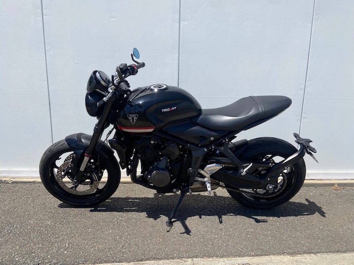 motorcycle image 11