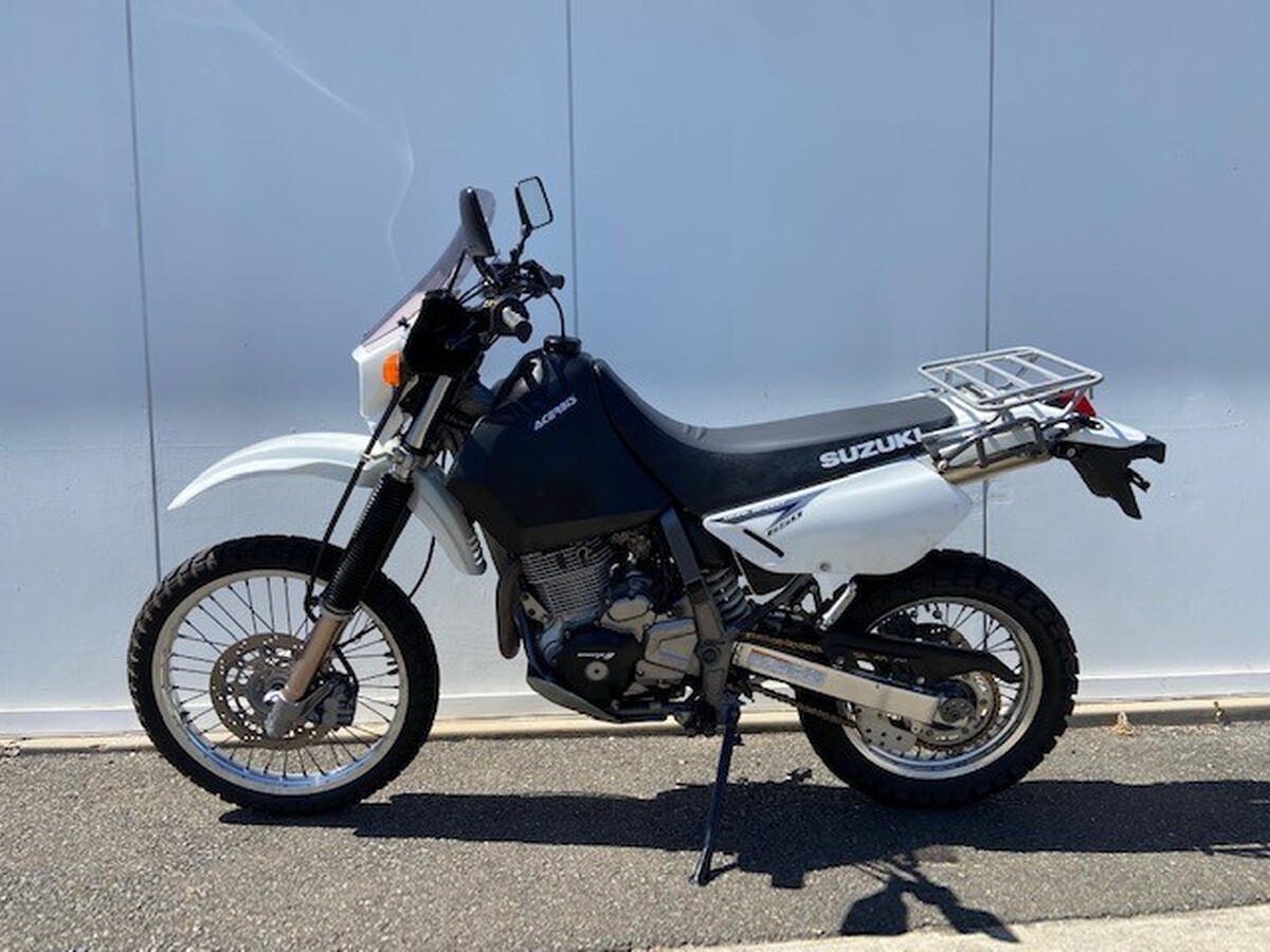 motorcycle image 12