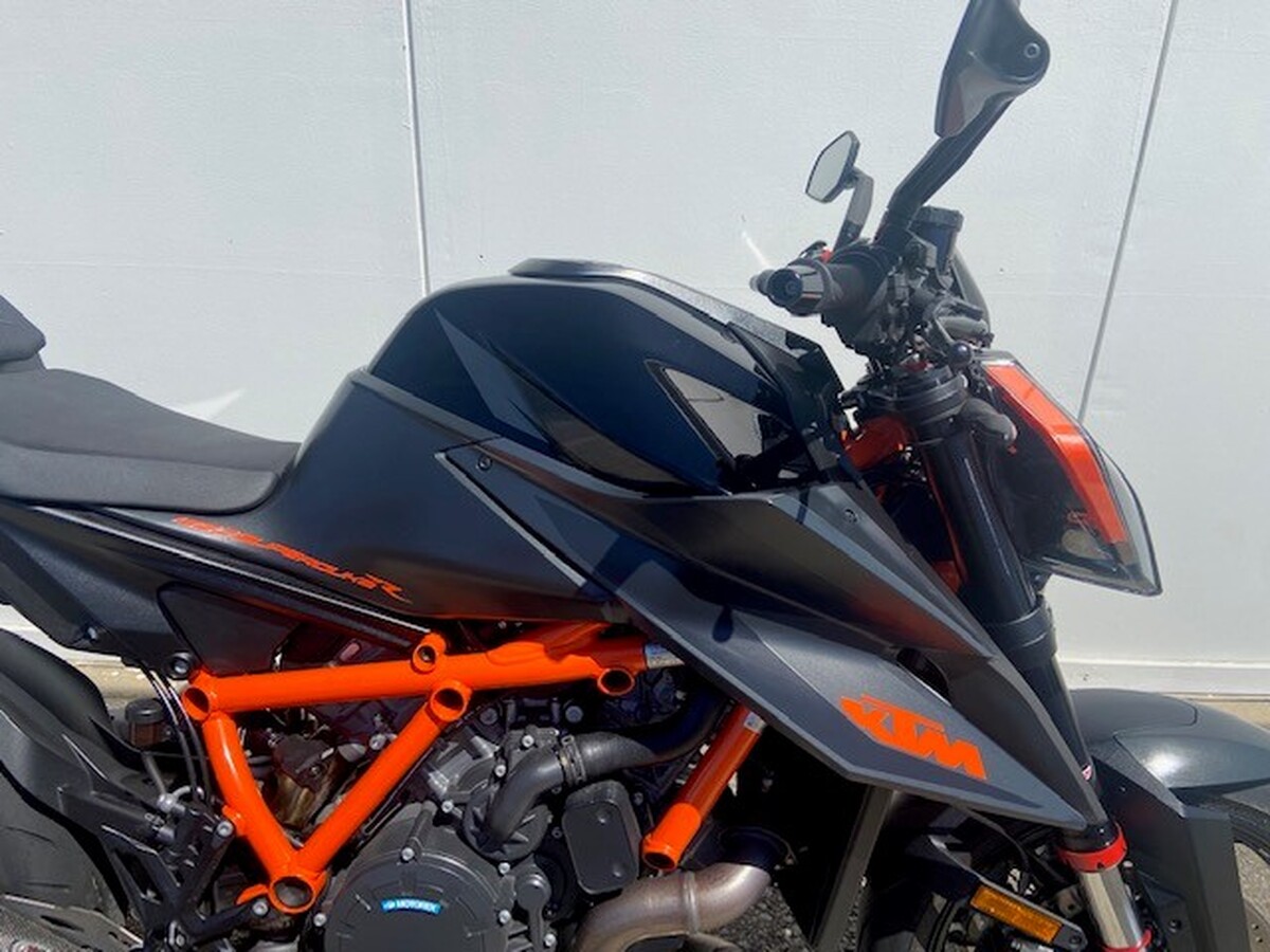 motorcycle image 4