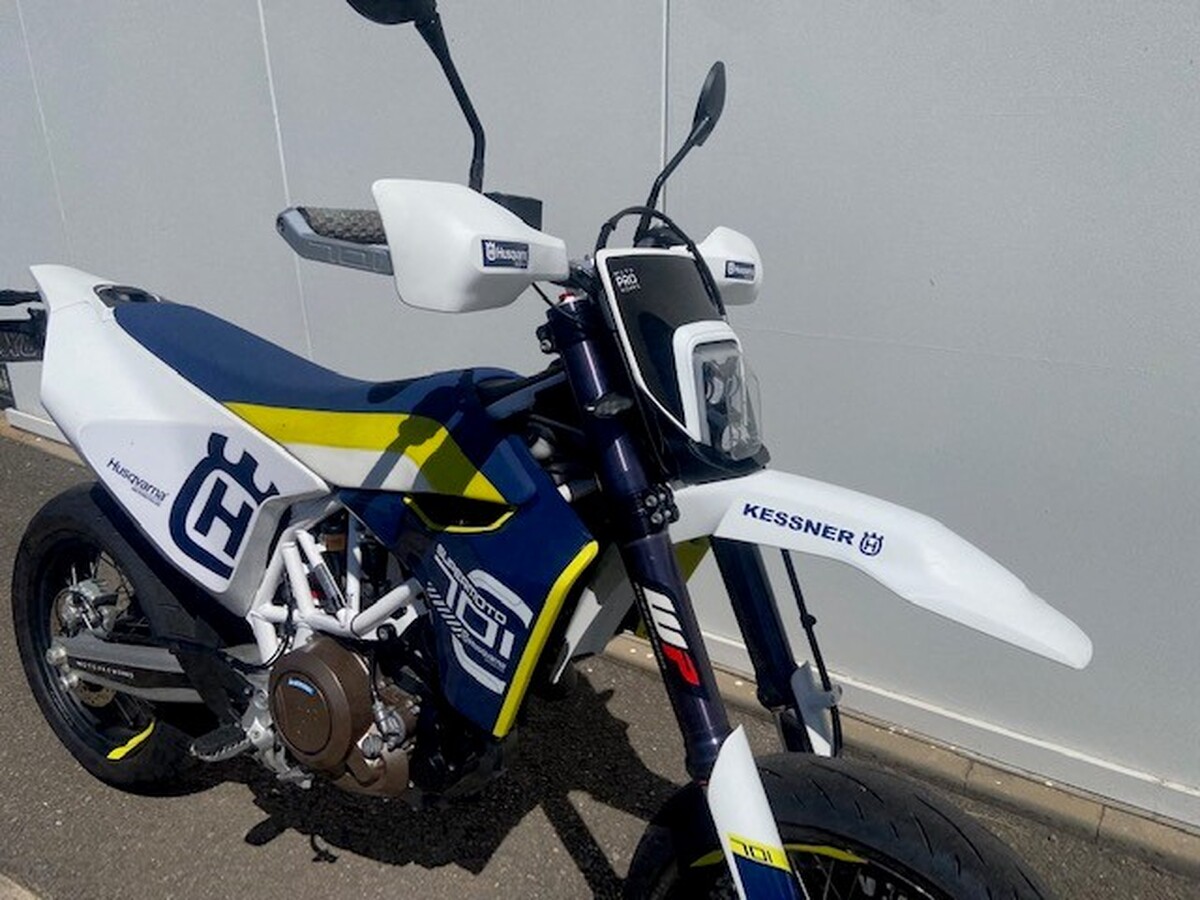 motorcycle image 4