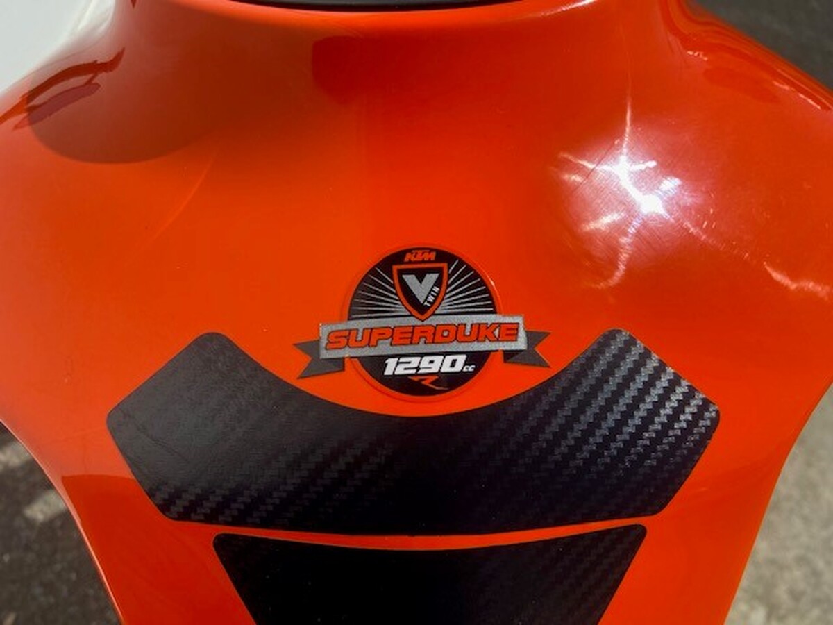 motorcycle image 10