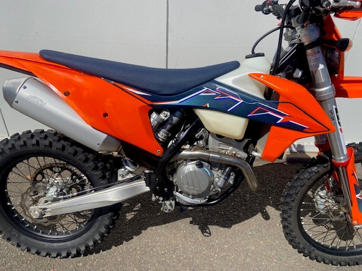 motorcycle image 5