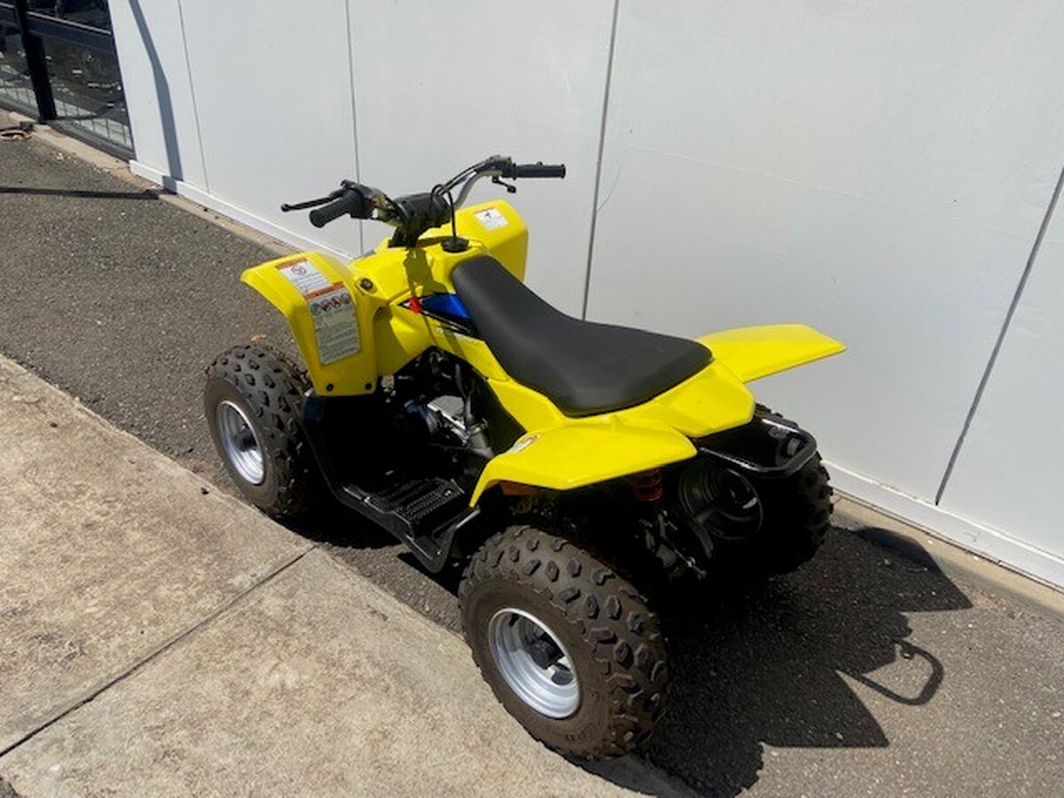 motorcycle image 7