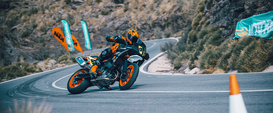 Picture of Ktm 2024 KTM 890 SMT 2024