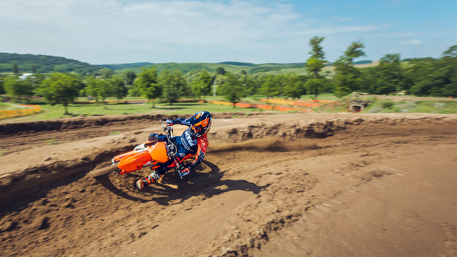 Picture of Ktm 2027 KTM 85 SX 17/14 2027