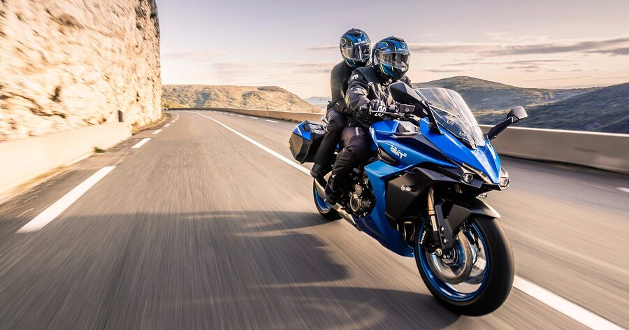 Picture of Suzuki GSX-S1000GT 